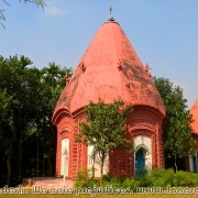 Naldanga Temple Ganesch (front) & Lakshmi